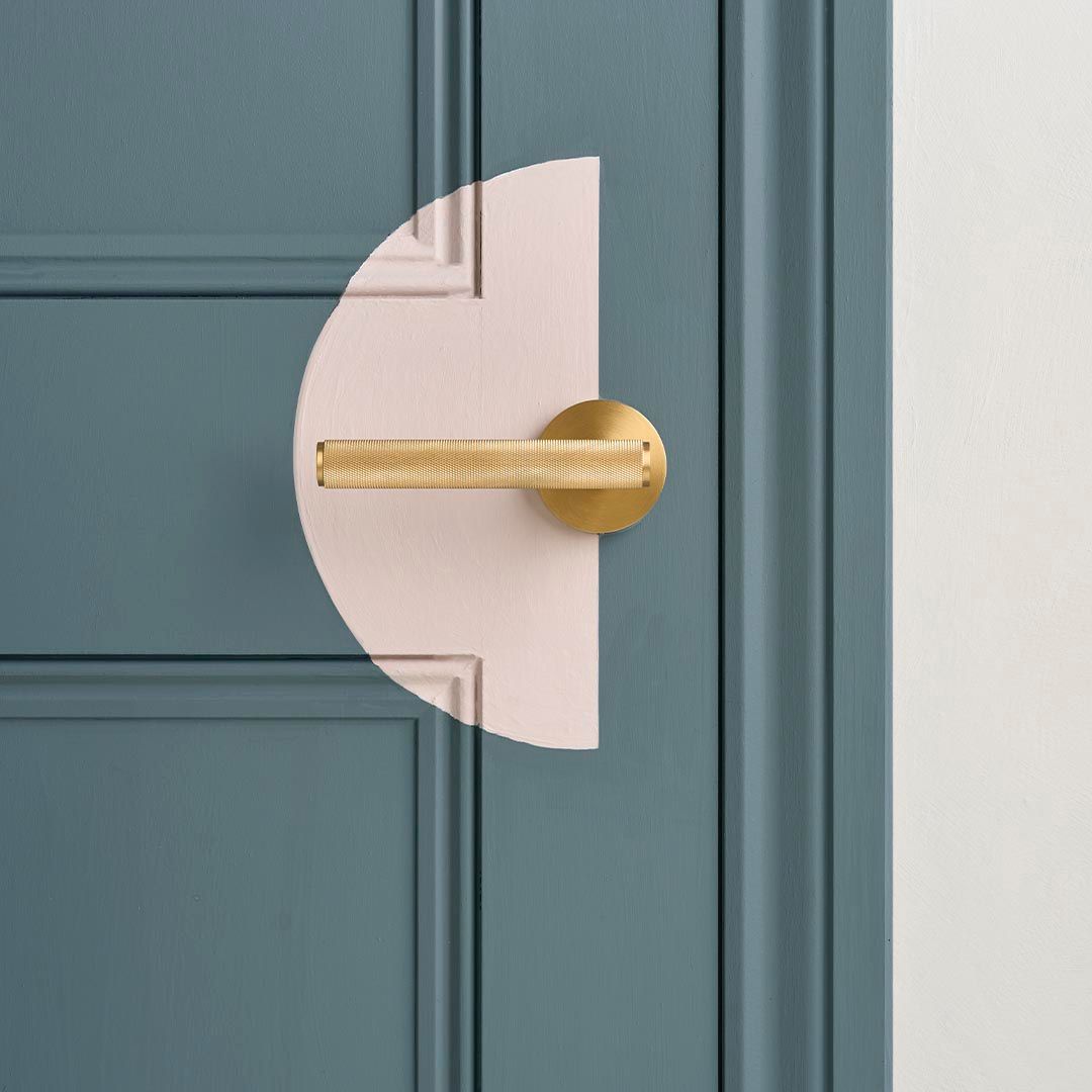 Annie Sloan Wall Paint Cambrian Blue väggfärg interiör gråblå glada ungmöns diversehandel 1