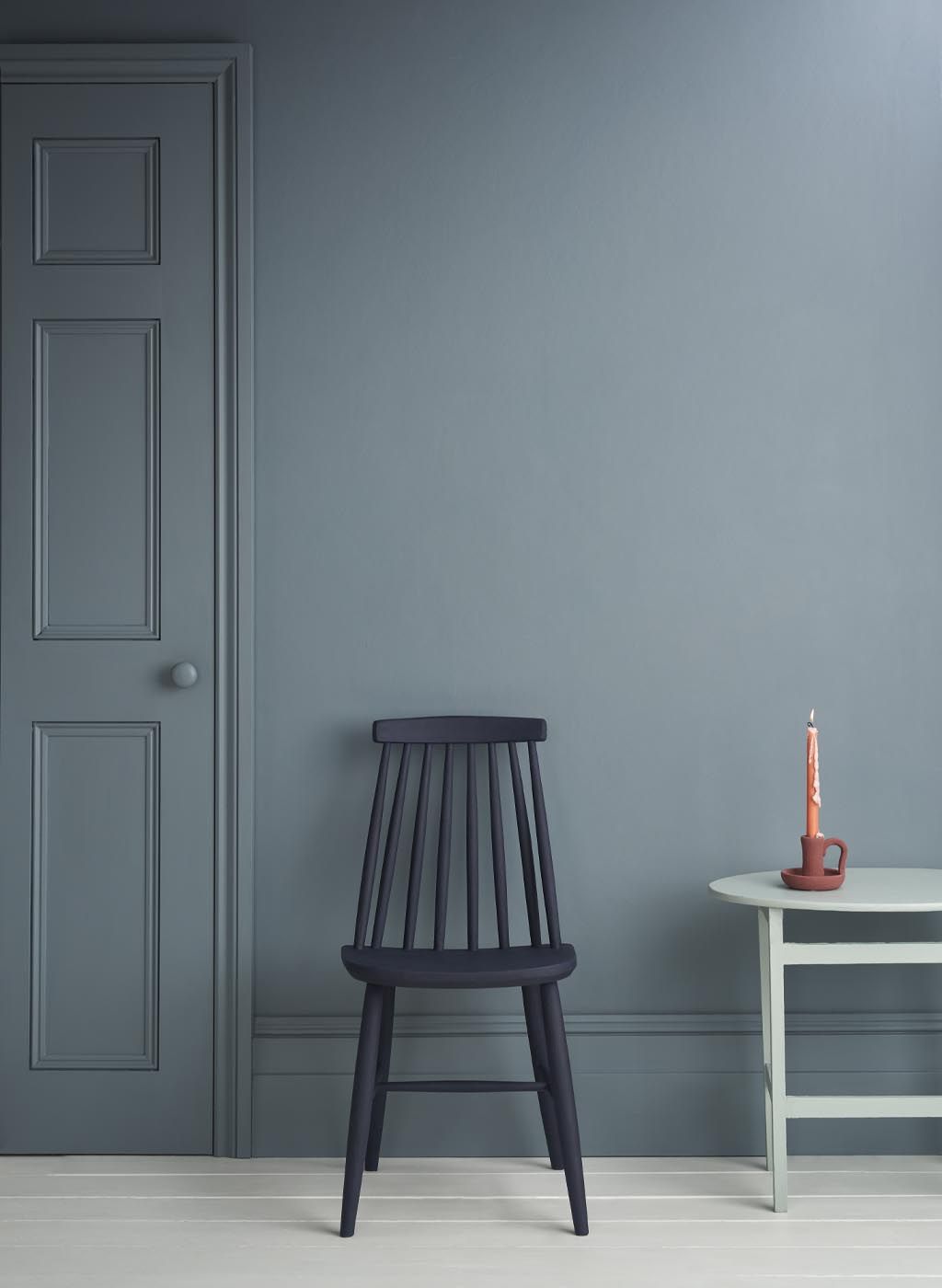 Annie Sloan Wall Paint Cambrian Blue väggfärg interiör gråblå glada ungmöns diversehandel 1