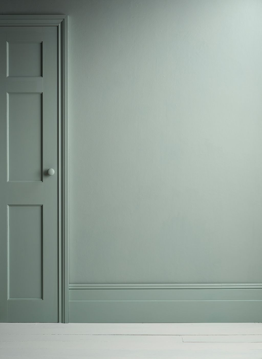 Annie Sloan Wall Paint  Pemberly Blue Väggfärg, Smutsig pastellblå, Blågrå, Glada Ungmön