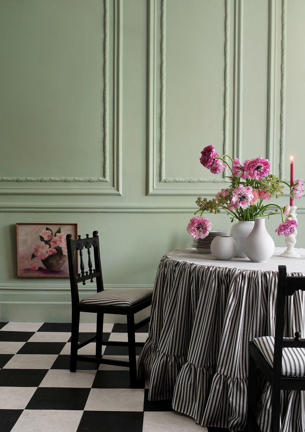 Annie Sloan Wall Paint Terre Verte, Väggfärg Gröngrå, Pastellfärg, Glada Ungmön