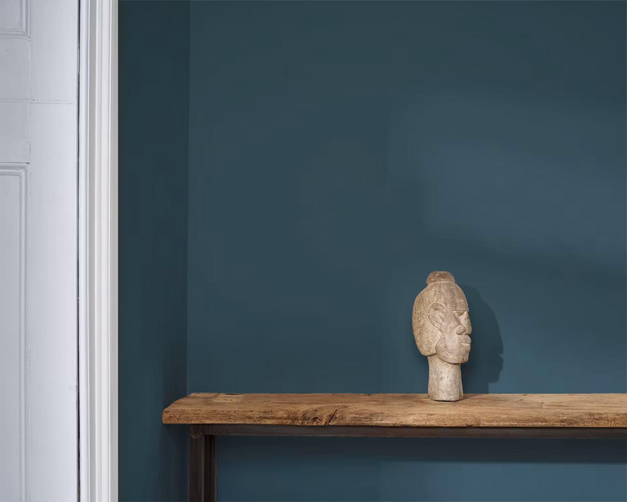 Annie Sloan Wall Paint Aubusson Blue väggfärg interiör petrol blå glada ungmöns diversehandel 1