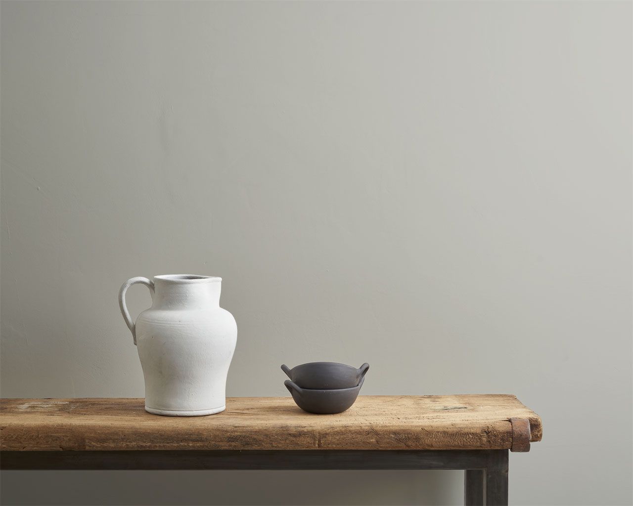 Annie Sloan Wall Paint Doric väggfärg grå vit interiör glada ungmöns diversehandel 1
