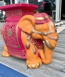 Elefant i porslin