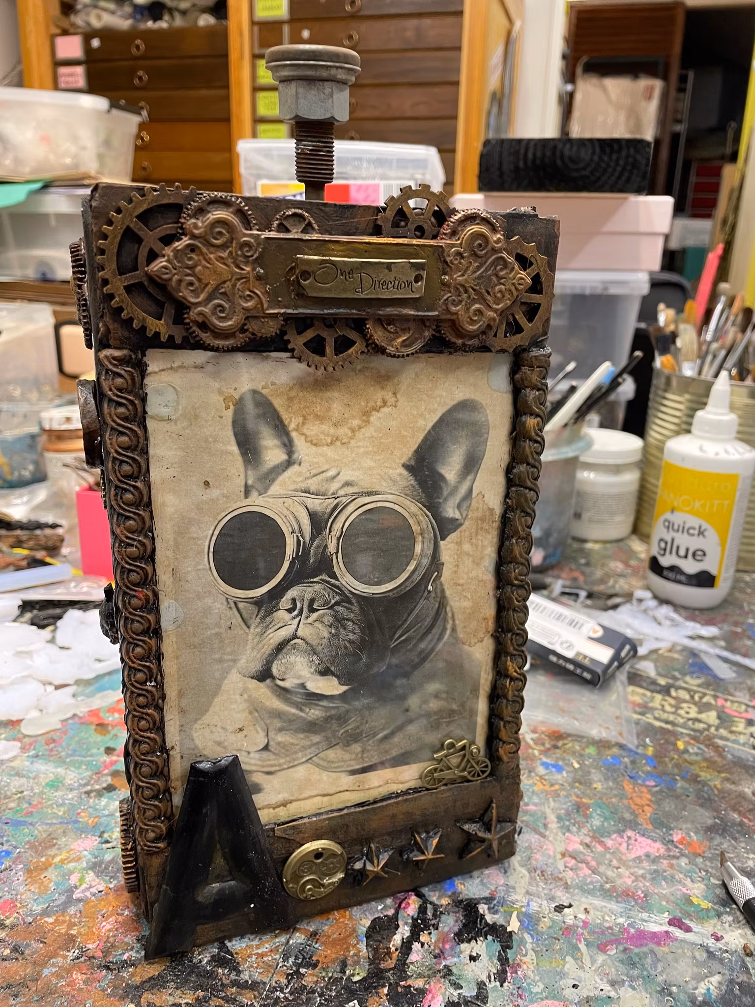 Steampunk unika tavlor olika motiv med steampunktema Fralla, Fransk bulldog flygare