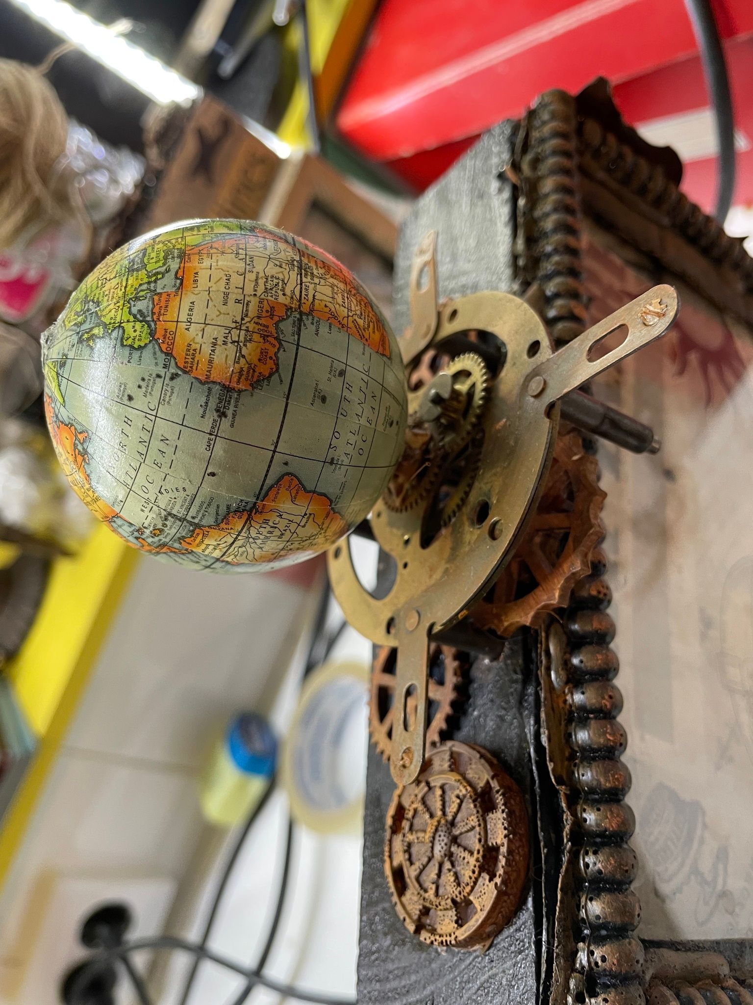 Steampunk unika tavlor olika motiv med steampunktema tax jordglob flygare