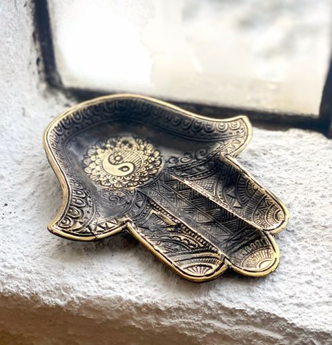 Fat av brons hamsa hand
