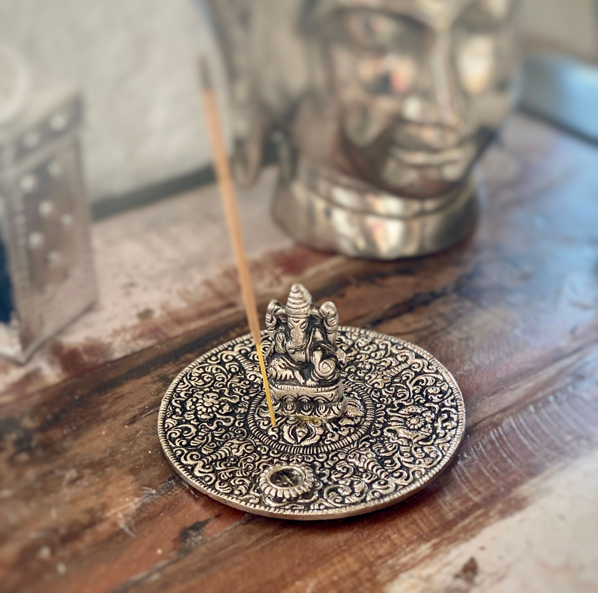 Rökelsehållare silver fat med Ganesha