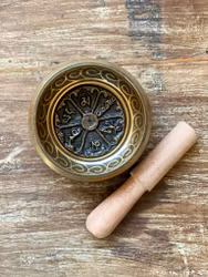 Mini sjungade skål sanskrit