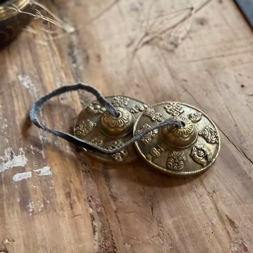 Tingshas Eight Auspiscous Symbols