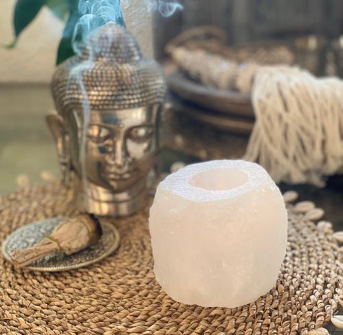 Vit ljuslykta i saltsten från Himalaya