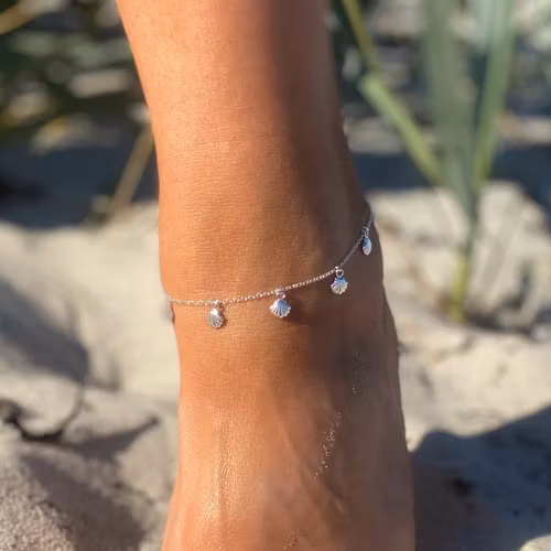 Fotlänk med små snäckor i silver 925