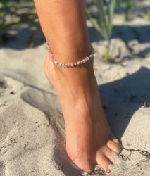 Fotlänk med pärlor av mässing och rosenkvarts