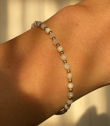 Armband med månsten