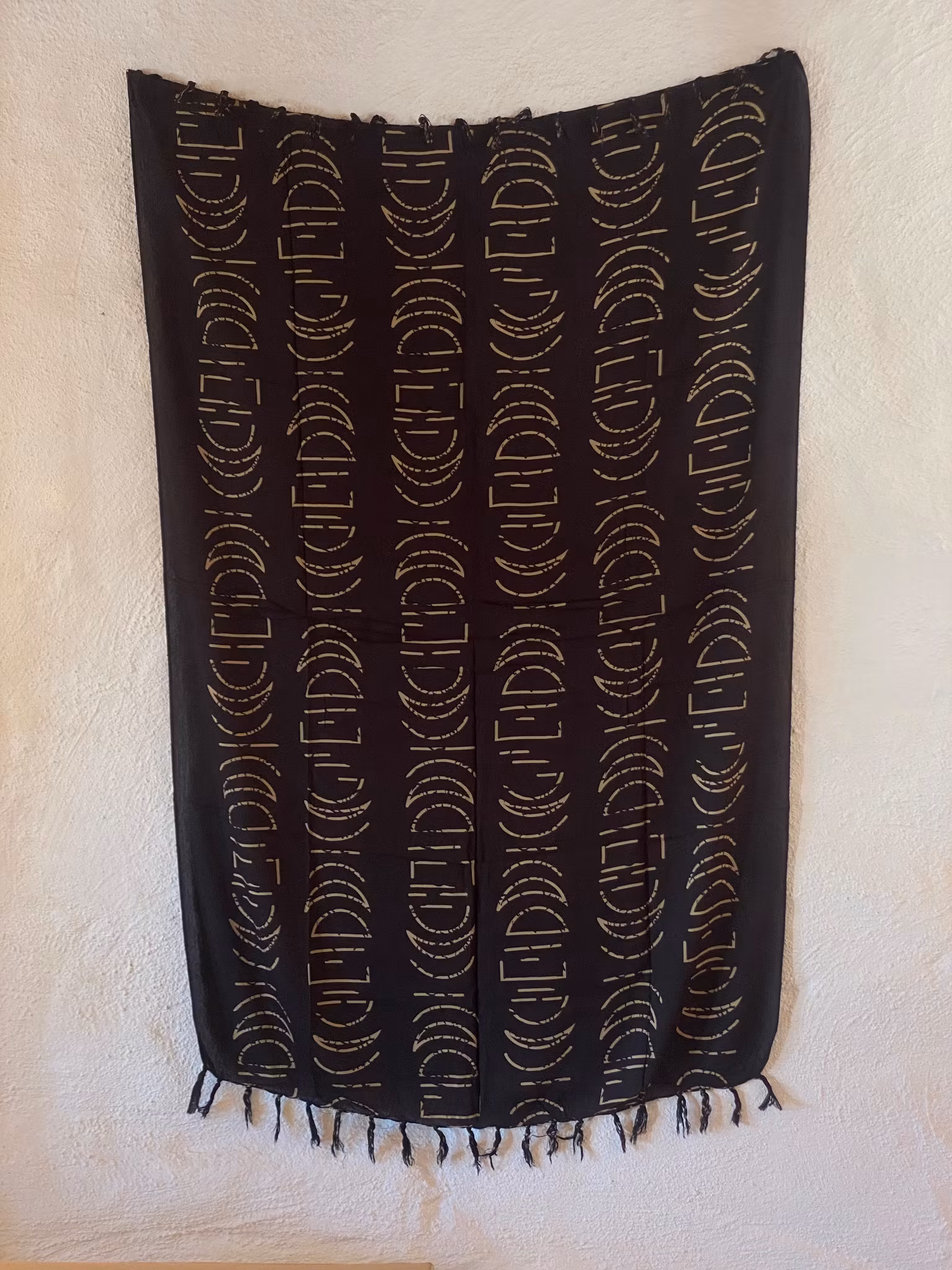 Sarong moon phase svart