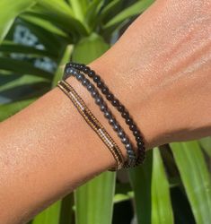 Armband miyuki pärlor guld/svart/vit