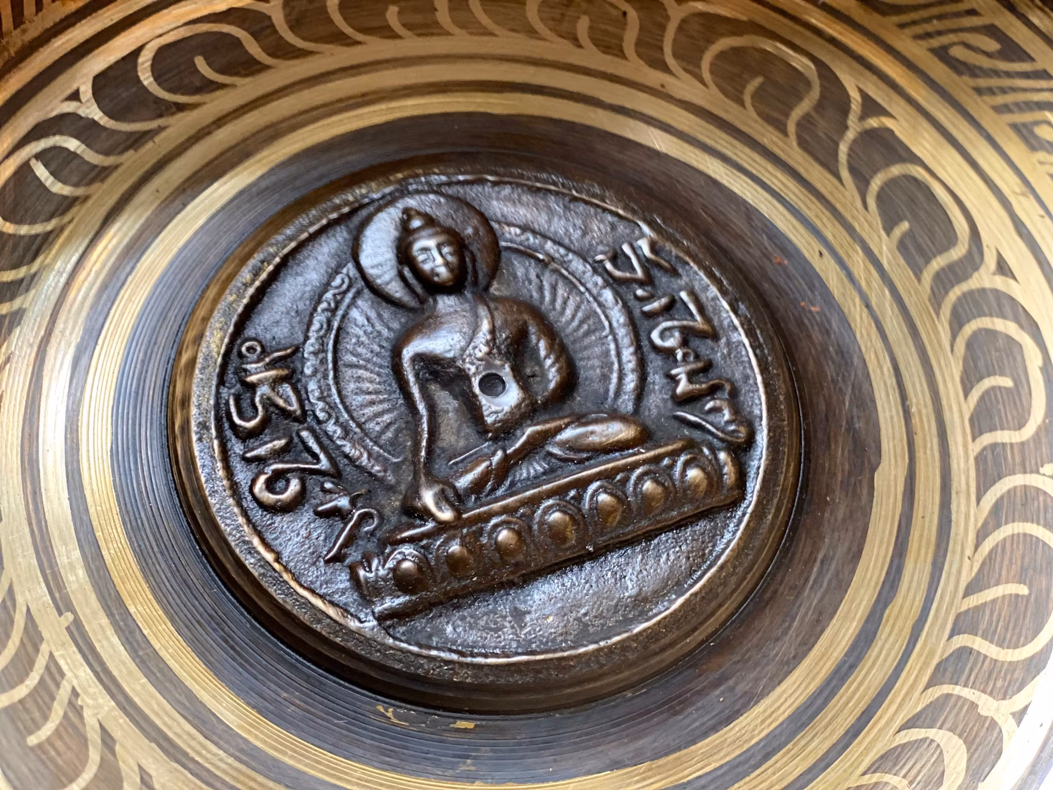XL sjungande skål med Buddha