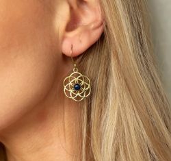 Flower of life örhänge i brons med onyx