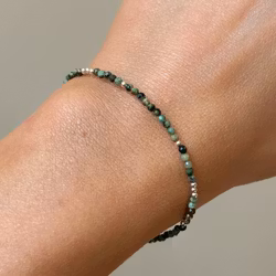 Armband med pärlor av afrikansk turkos och silver 925