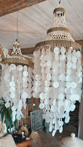 Snäcklampa Capiz från Bali 40/120cm