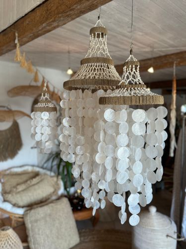 Snäcklampa Capiz från Bali 30/80cm