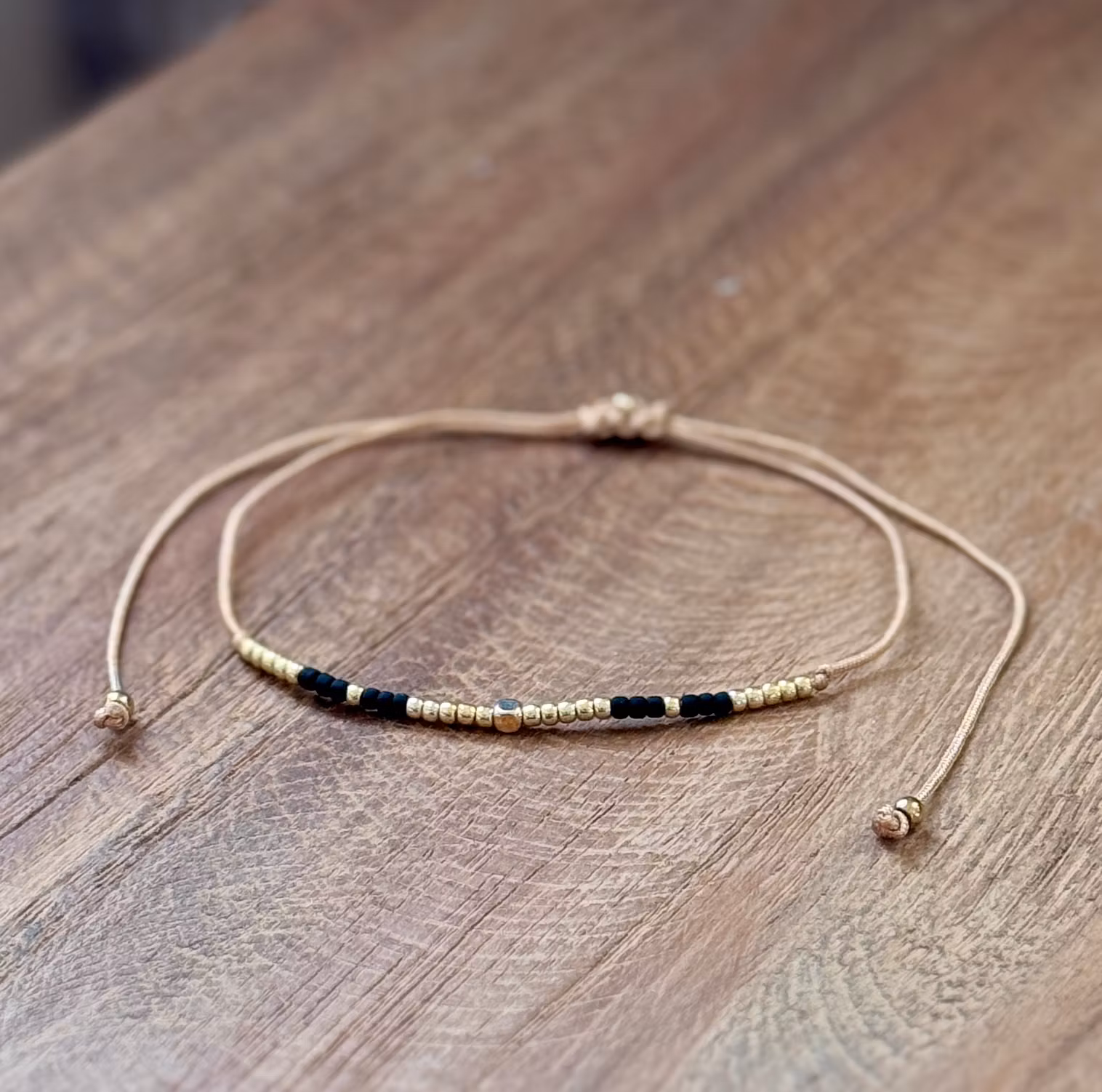 Armband guld/svart