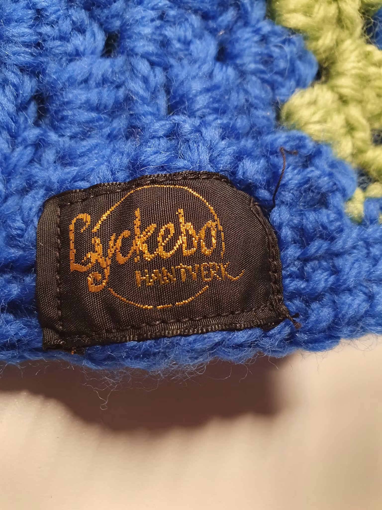 Unik virkad jacka