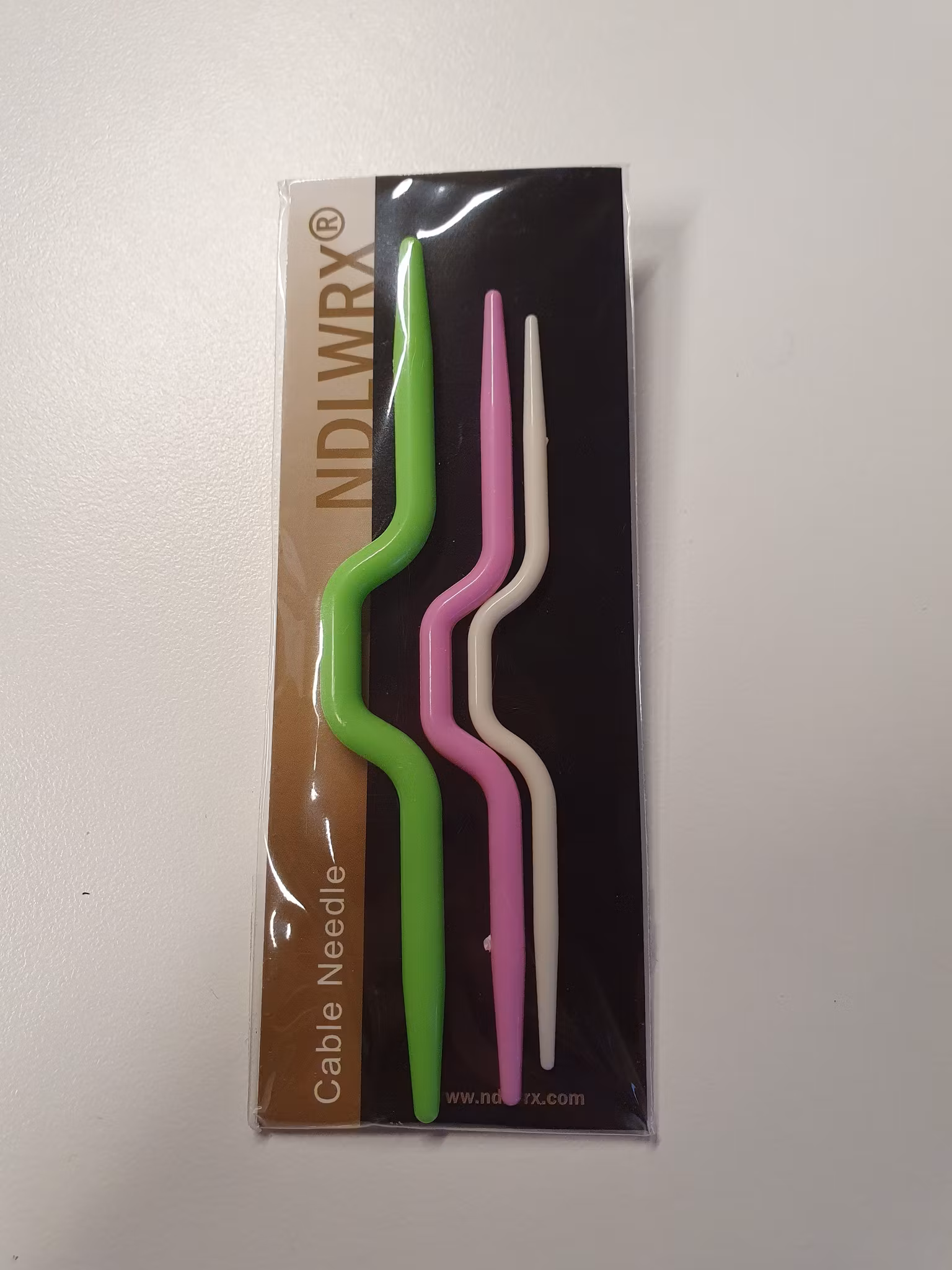 Flätstickor i plast