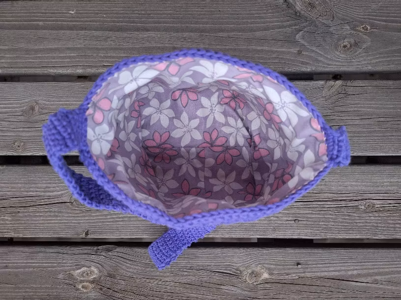 Virkad bomullsväska "Mormorsrutan"