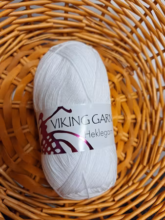 Heklegarn 12/4 från Viking