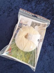 Pulsvärmare med uddar - garnkit naturvit