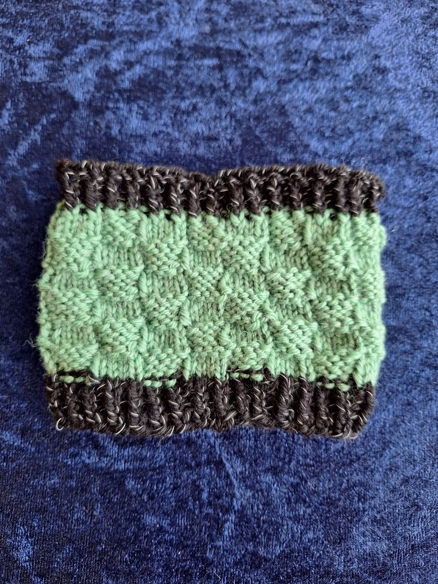 Reflex-tube/cowl till hund