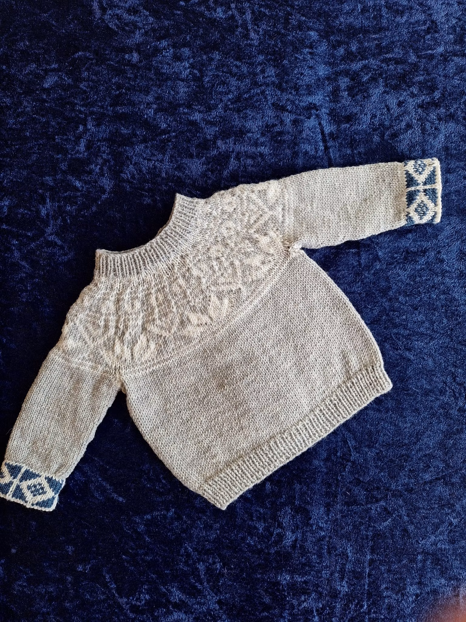 Babykofta  storlek ca 68