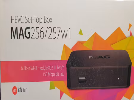 Mag 256 W1 infomir box