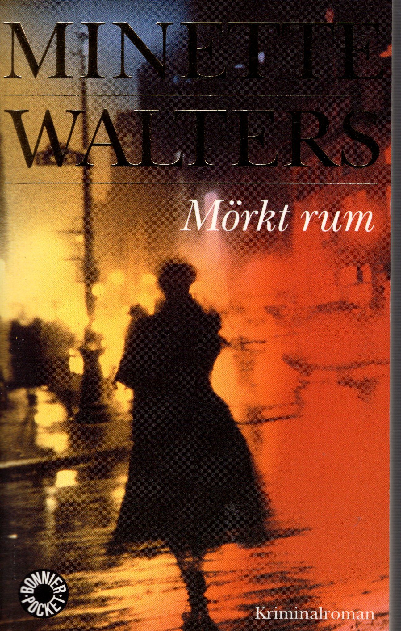 Mörkt rum av Minette Walters