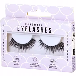 Falska fransar med lim