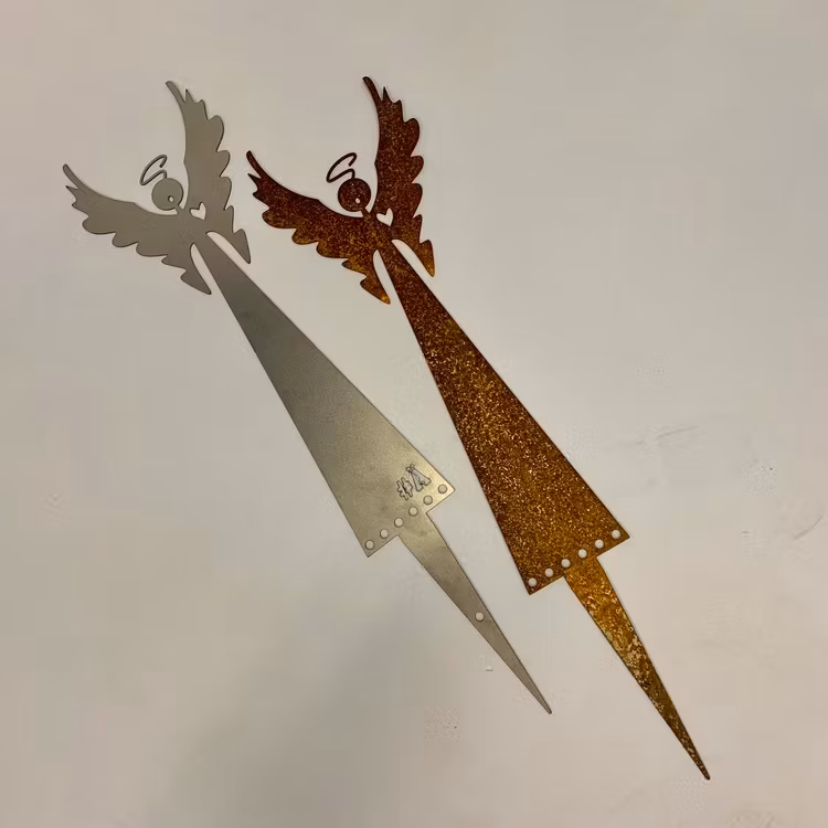 Grabengel in Corten
