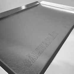 Stylish tray in stainless steel