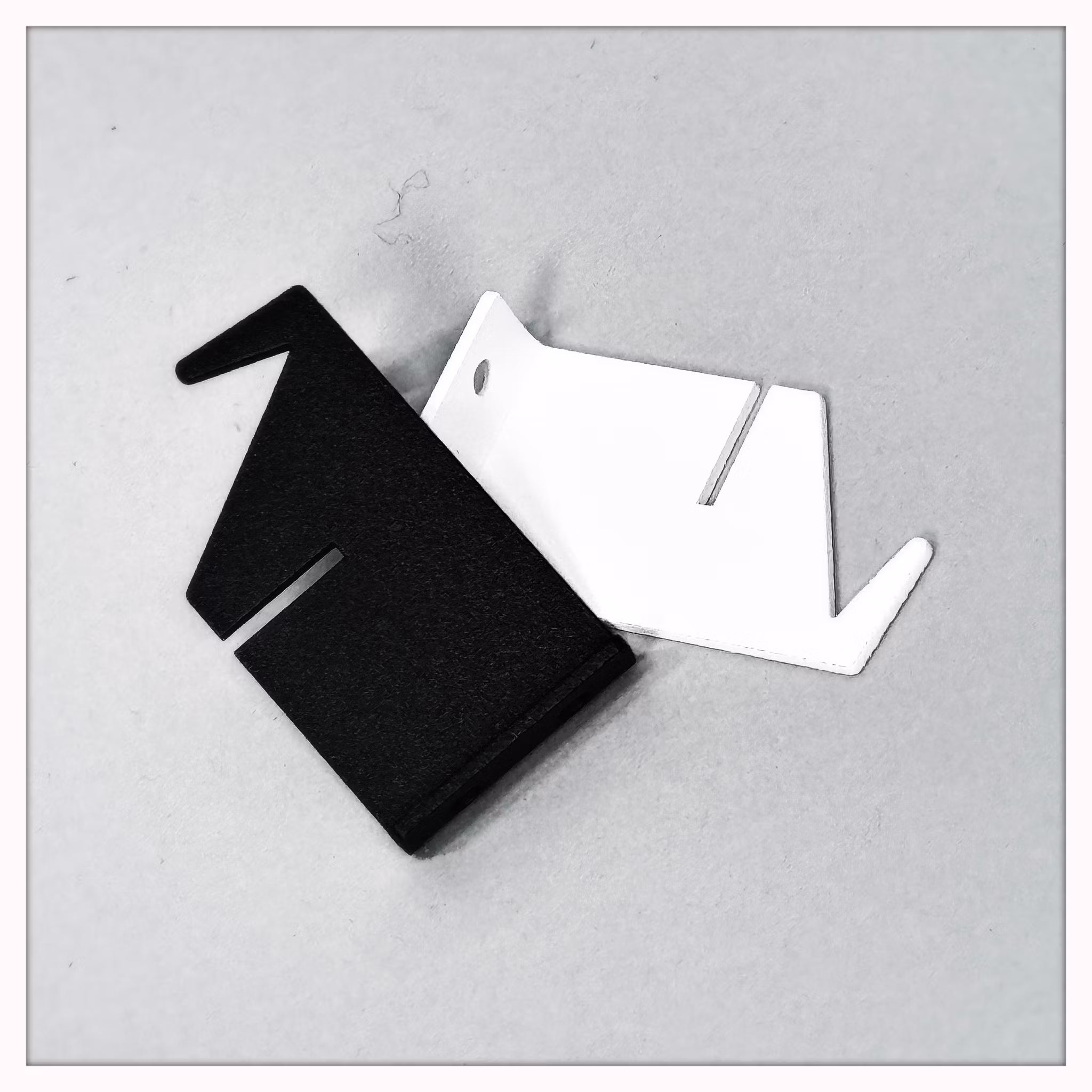 Hook - Hang your product on the wall!