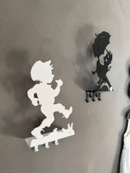 Hängare/krok som vägghylla - enbart för Astrid Lindgren kollektionen