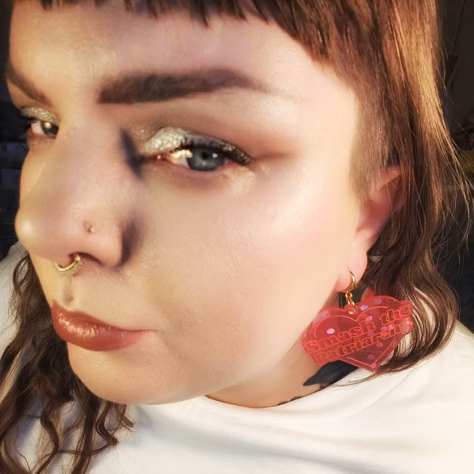 SMASH THE PATRIARCHY peachy