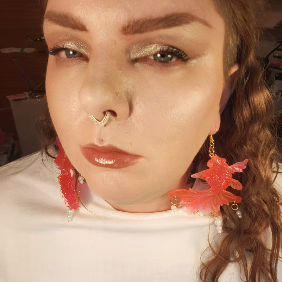 TRUE PHISH romance pearl