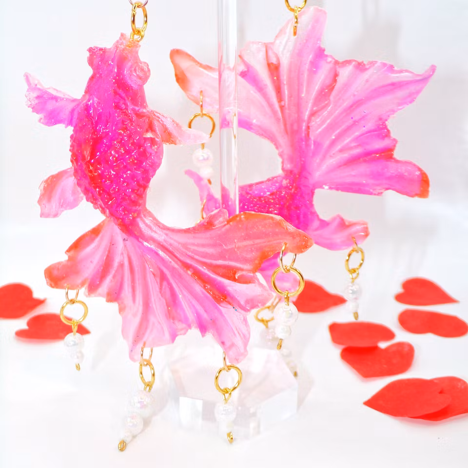 TRUE PHISH romance pearl