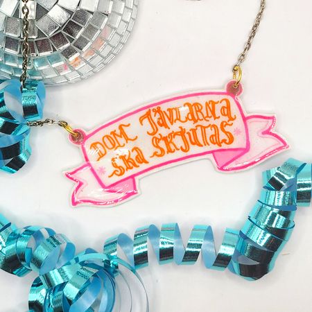 DOM JÄVLARNA SKA SKJUTAS HALSBAND