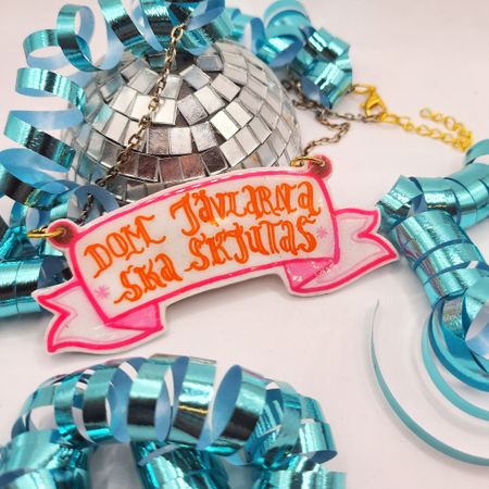 DOM JÄVLARNA SKA SKJUTAS HALSBAND