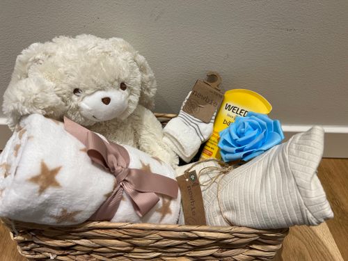 Nyfödd baby presentkorg