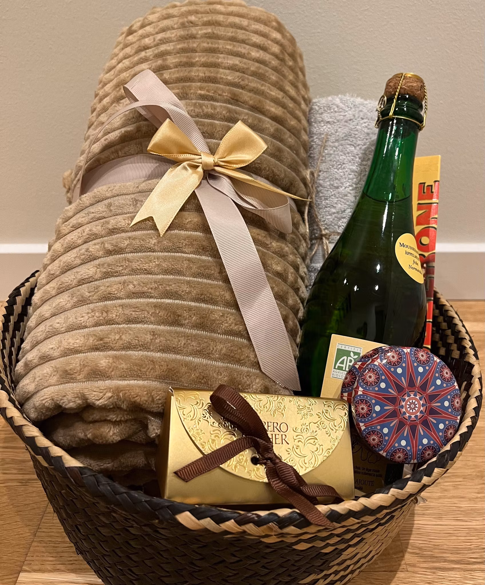 ”Cozy evening” basket