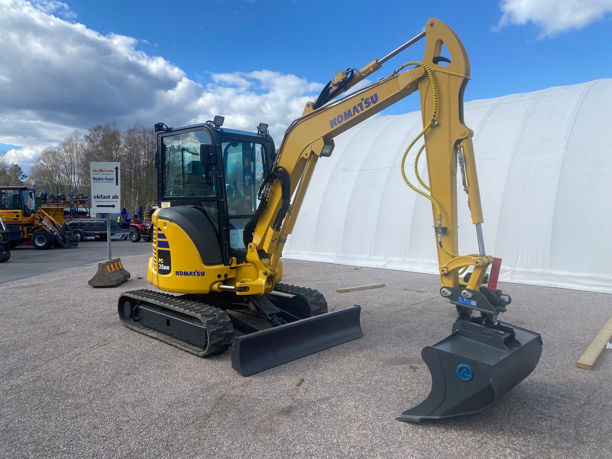 Komatsu PC35MR-5 / 3,7 T --SÅLD--