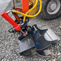 Minigrävare 1,8ton / tilt till skopor