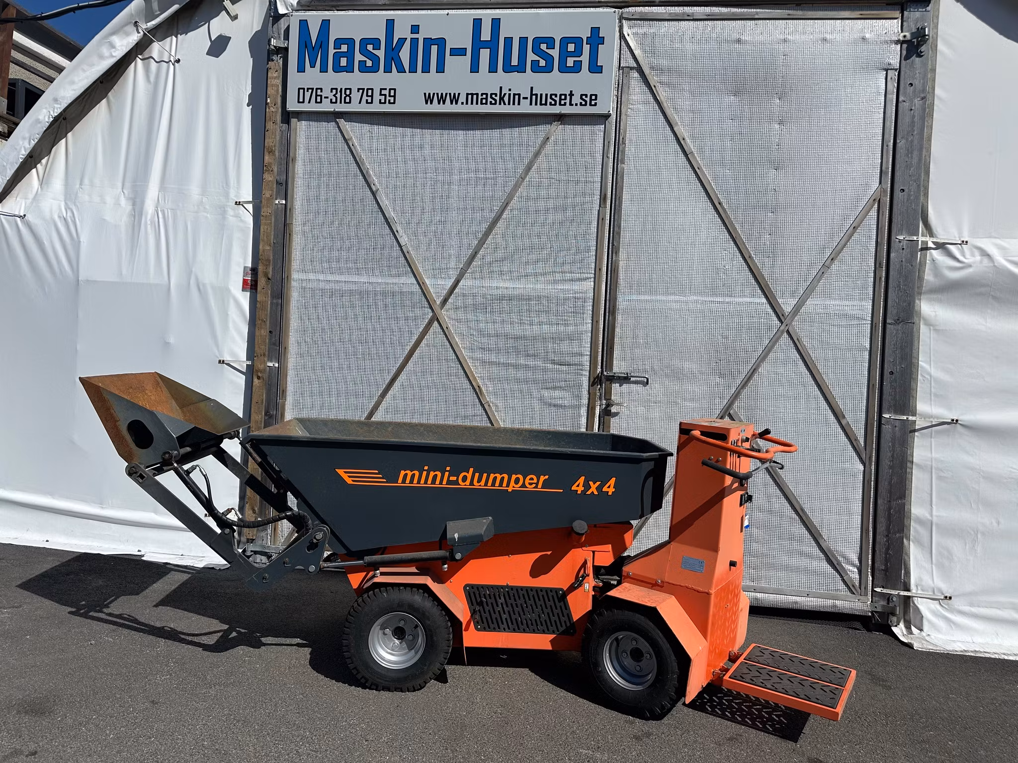Självlastande dumper lastkap 1600kg Bernards Mashinery RCD1600
