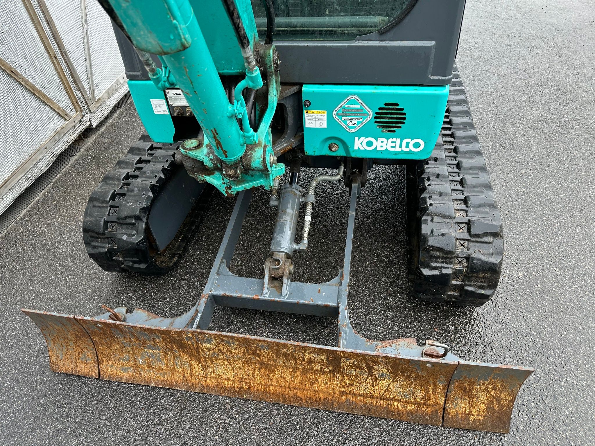 Kobelco SK17SR-3